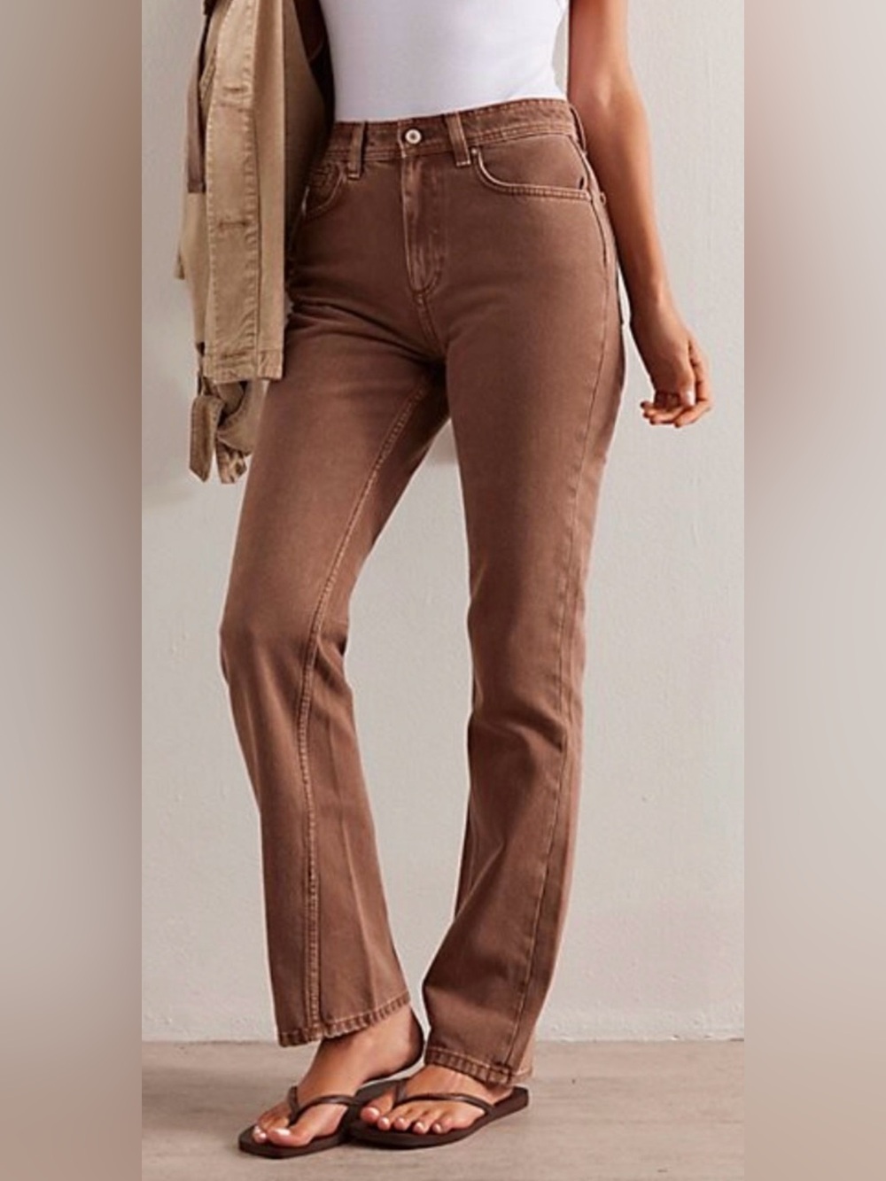 NEW FREE PEOPLE WE THE FREE BROWN XENA SLIM STRAIGHT JEANS OB1966940 SZ 25S